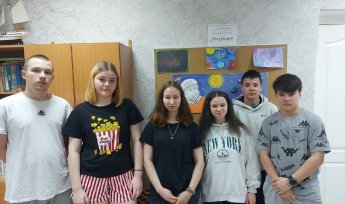 Выставка рисунков "Космические фантазии".
