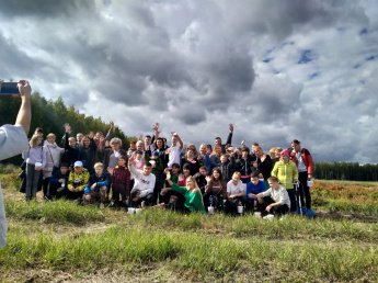 Экскурсия на ягодную плантацию Кремь, организованную БФ "Будущее сейчас"