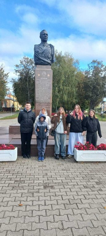 "Великие полководцы России".