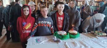 В Храме Спаса-на-Запрудне