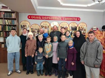 Поздравление батюшки Иоанна с Днем Ангела и Днем рождения.