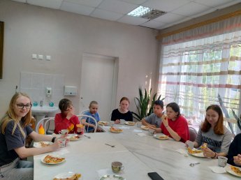 Принимаем гостей