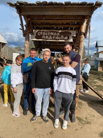 Знакомство с породой собак "Хаски" в питомнике "Северная надежда"